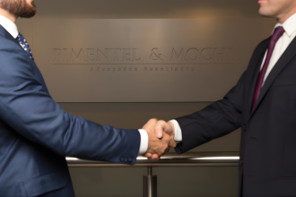 Plano de recuperação judicial: Rodrigo Gonçalves Pimentel explica como esse elemento central reorganiza negócios e evita a falência.