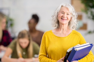 Na visão de Sérgio Bento De Araújo, a formação continuada de professores ganha força por meio de eventos e redes que impulsionam a educação do futuro.